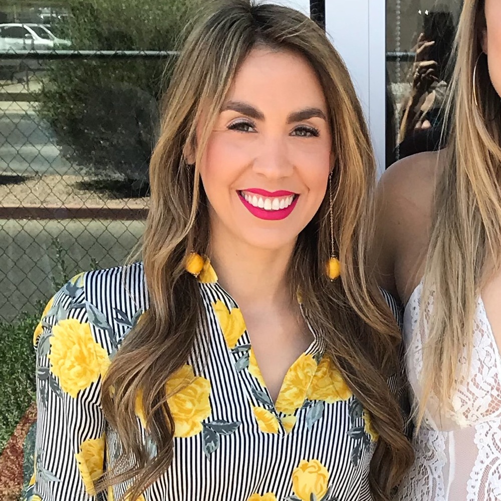 Meet your Posher, Crystal